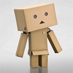 Figura Yotsubato, Danbo, con luz